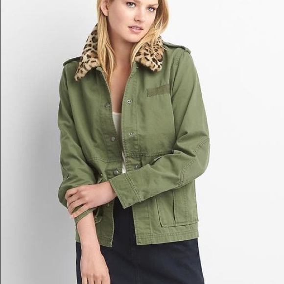 GAP leopard collar jacket π